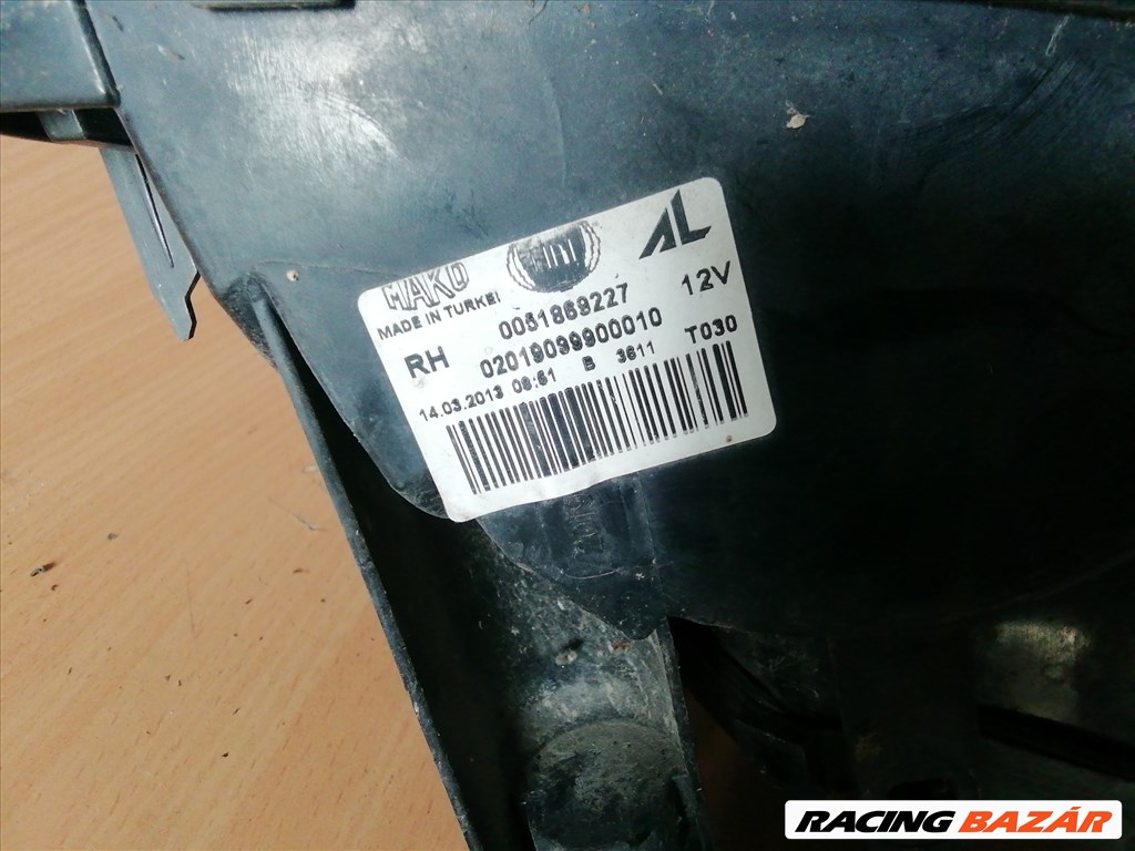 171453 Fiat Linea 2007-2017 Jobb hátsó lámpa , a képen látható sérüléssel 51869227 4. kép