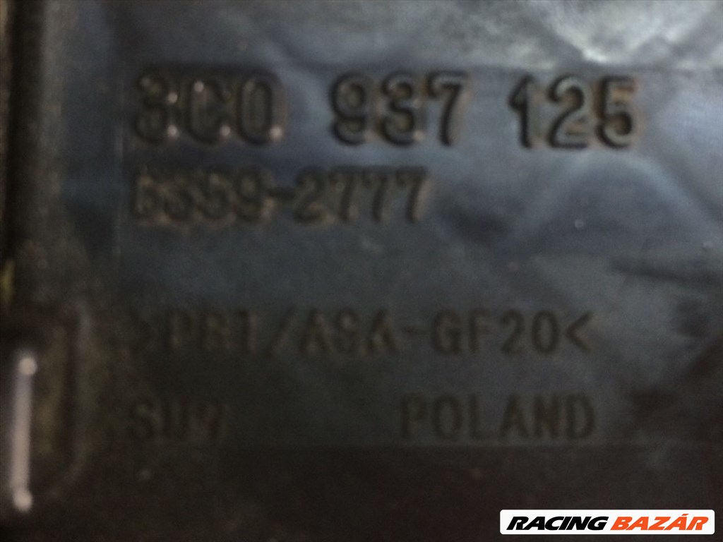 VW PASSAT B6 Biztosítéktábla Motortér vwag3c0937126-63592777 3. kép
