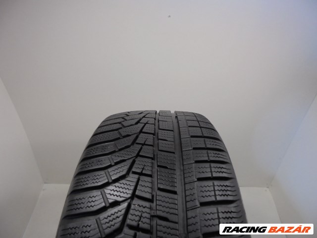 Hankook W320 215/55 R18  1. kép