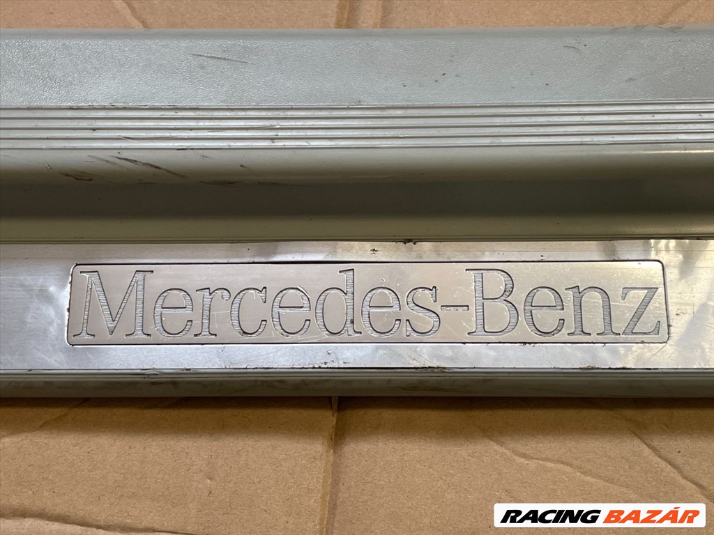 MERCEDES-BENZ CLK Bal első Belső Küszöb Burkolat a2116801735 4. kép