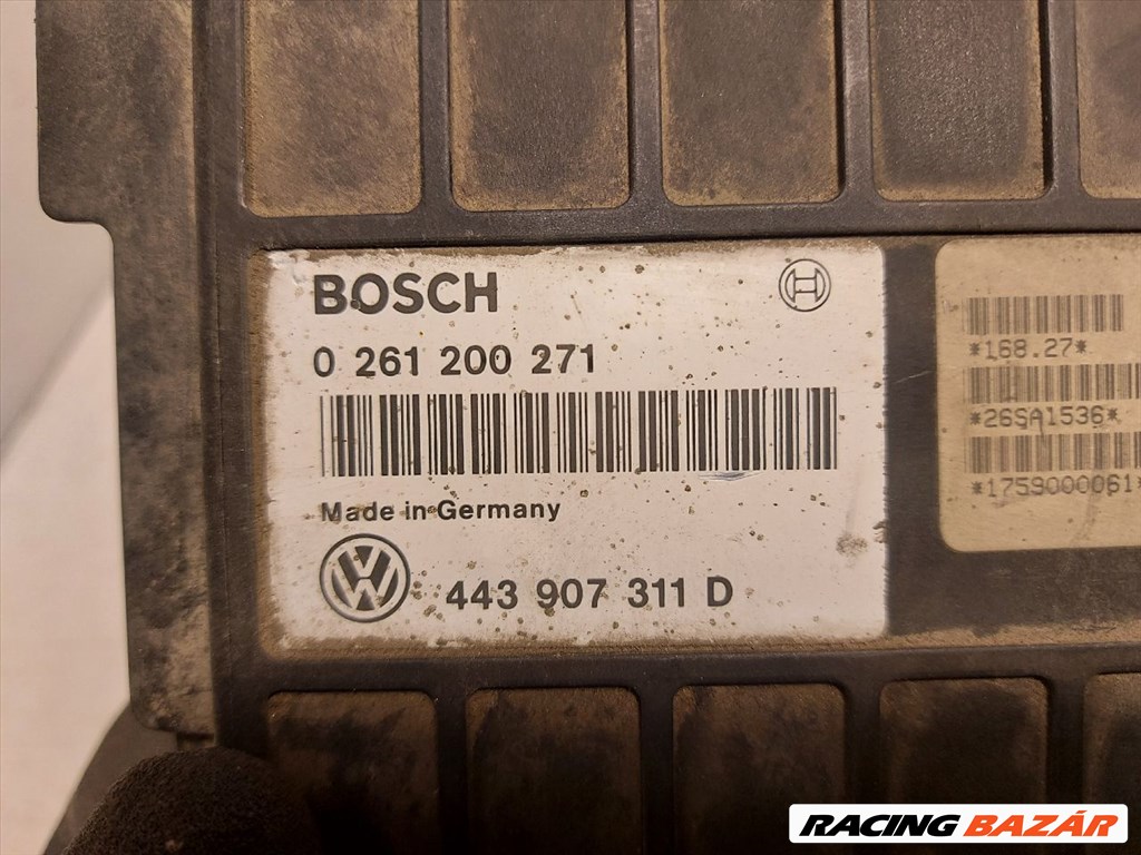 VW PASSAT B3 B4 Motorvezérlő 261200271-443907311d 4. kép