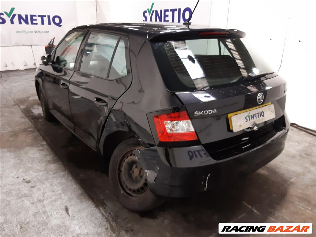 Skoda Fabia III bontott alkatrészei 8. kép