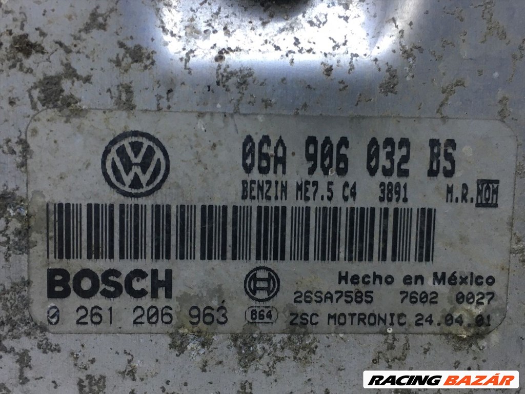 VW NEW BEETLE Motorvezérlő bosch0261206963-06a906032bs 2. kép