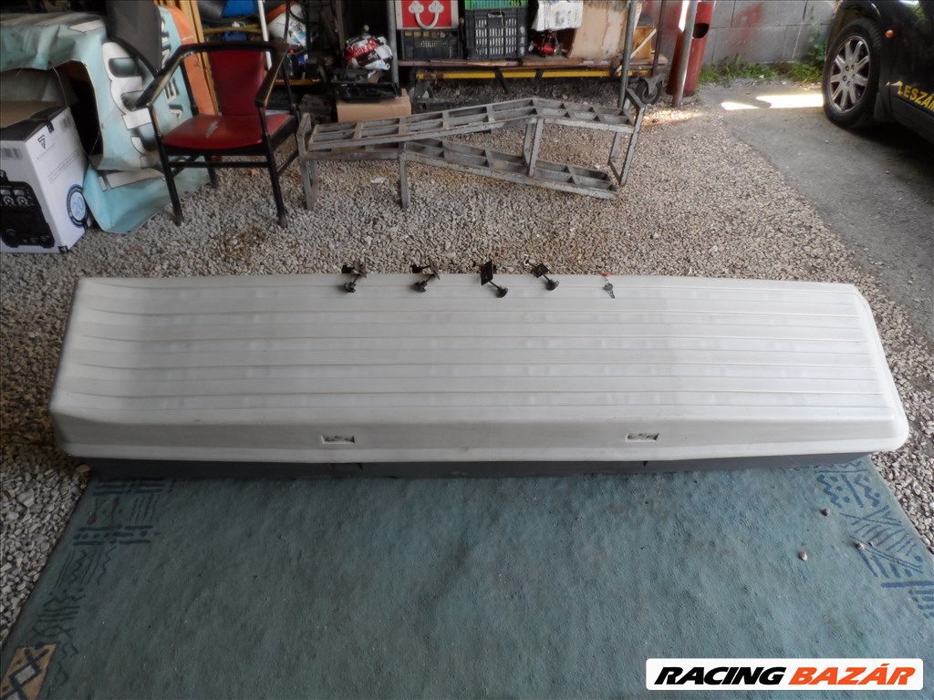 NAGY MÉRETŰ THULE ZÁRHATÓ TETŐBOX 6. kép