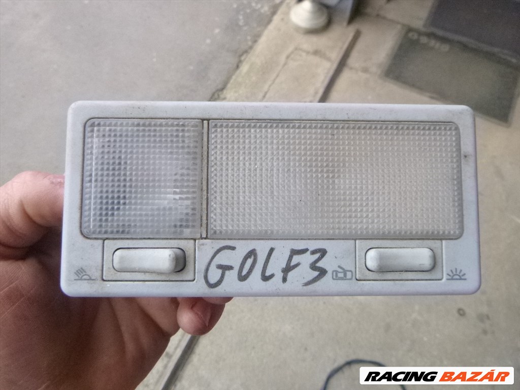 Volkswagen Golf III tetőkárpit lámpa, belső világítás 357 947 111 C 357947111c 1. kép