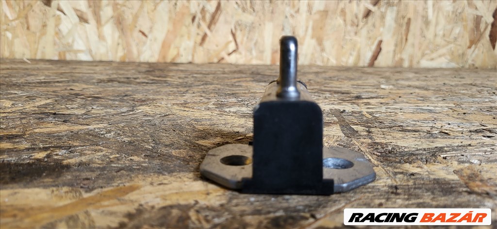 Ford TRANSIT custom MK8 12- Hátsó ajtó zár ellen db rögzítő fül 2720 bk21v441a09aa 4. kép