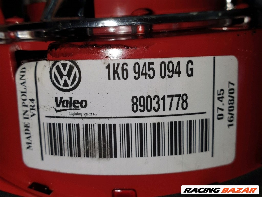 VW GOLF V Jobb Belső Hátsó Lámpa vw1k6945094g-valeo89031778 3. kép