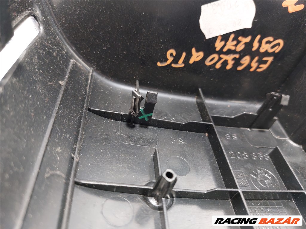 Bmw E46 touring kombi fekete jobb hátsó biztonsági öv csomagtér borítás burkolat (094274) 8208368 3. kép