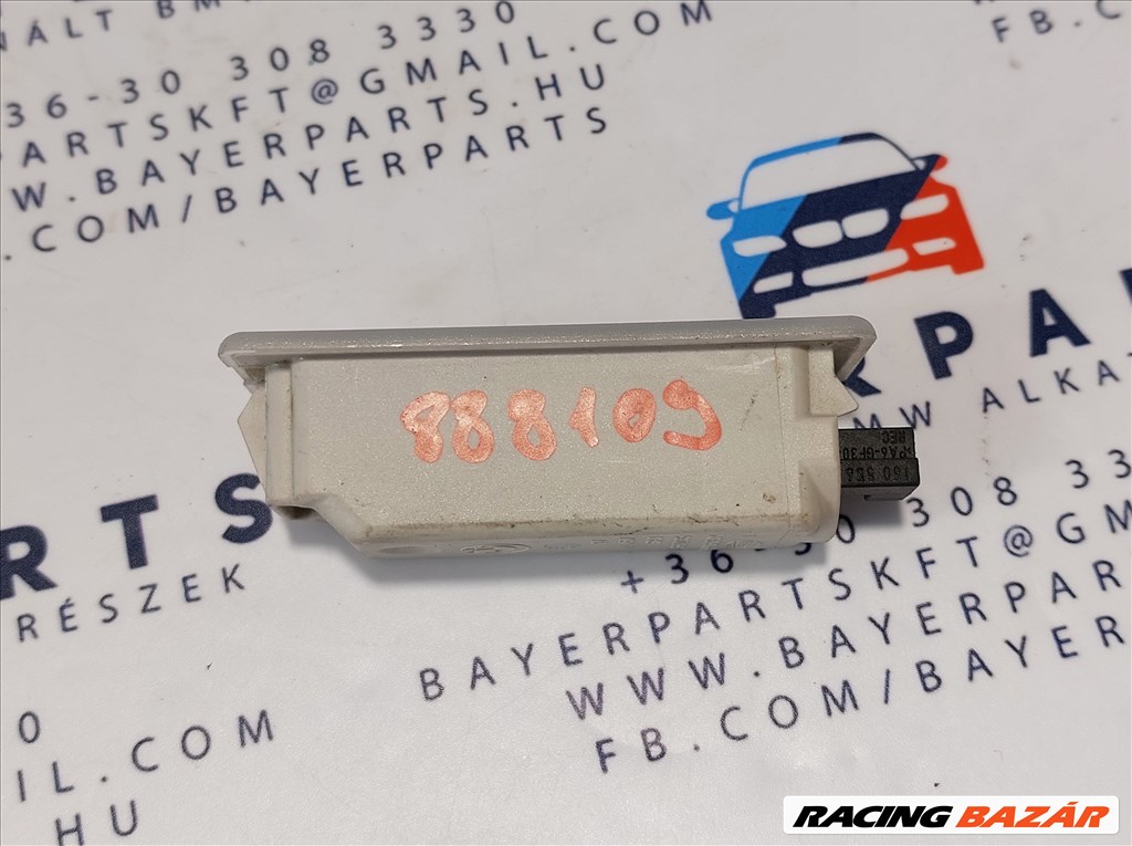 BMW E87 F20 E90 E91 F30 E60 E63 F06 F12 E65 F01 stb csomagtartó ajtó beltér lámpa világítás (888109) 6972605 2. kép