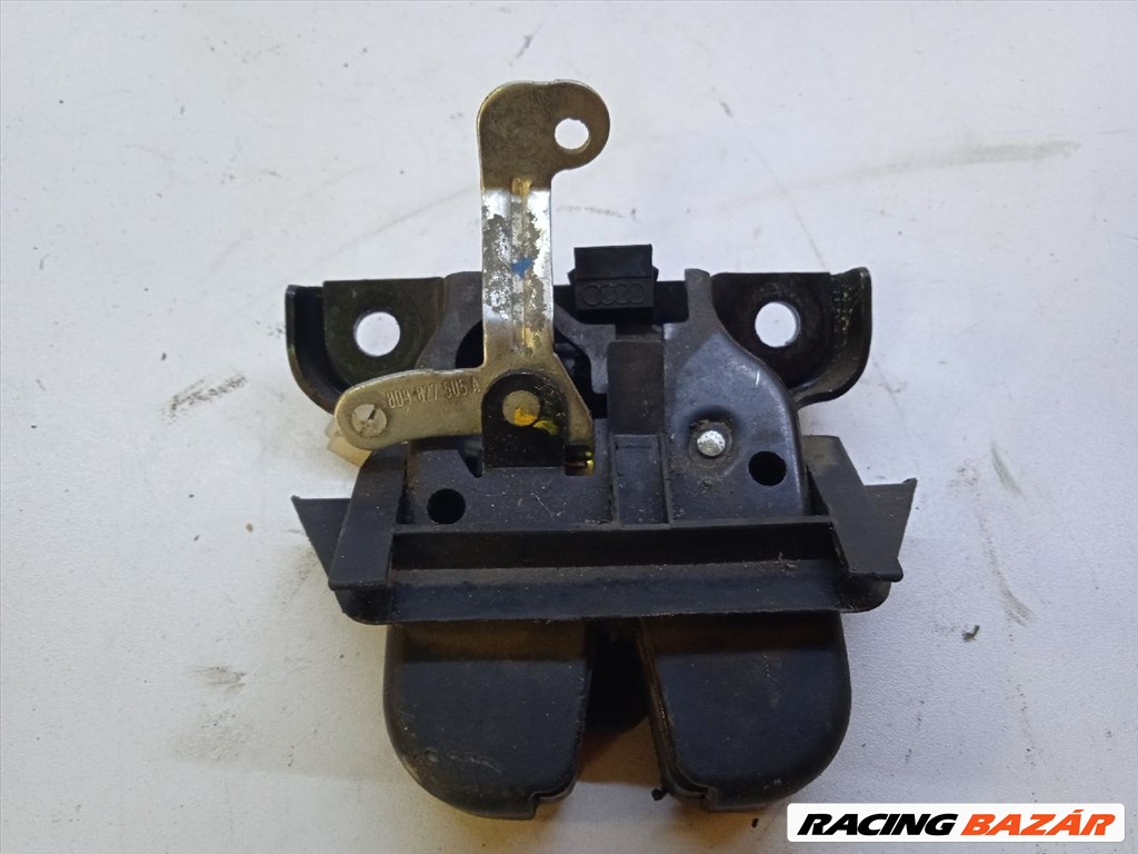 AUDI A4 B5 Csomagtérajtó Zárszerkezet 8d5827505a 2. kép