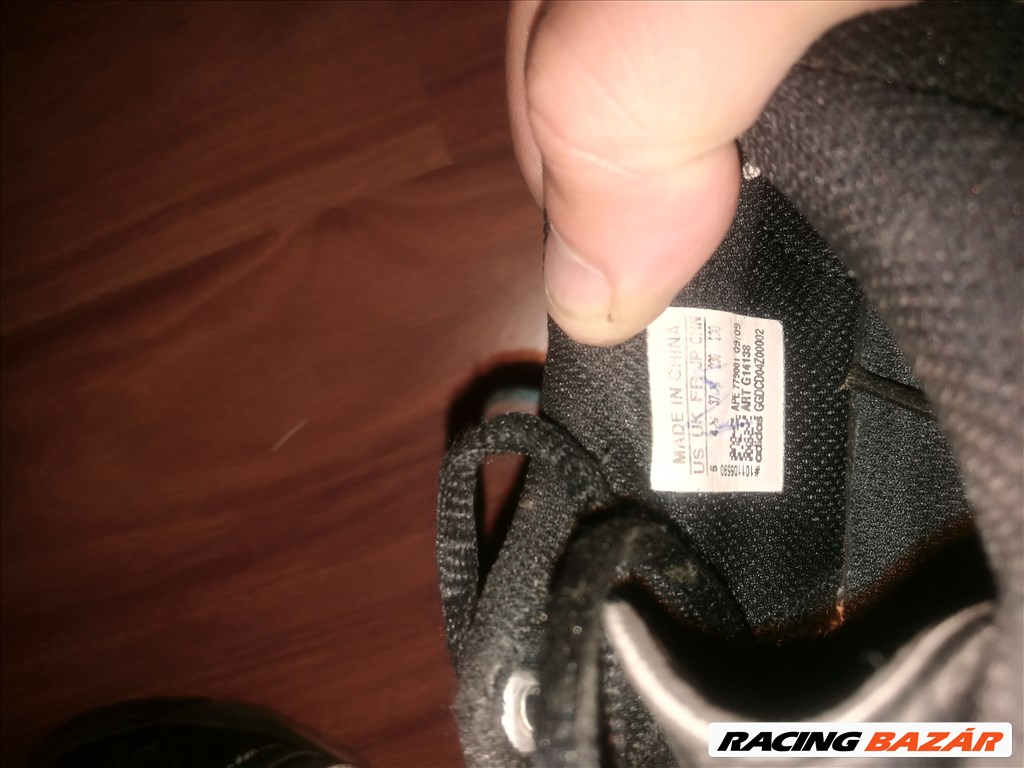 Adidas Adituff TM fekete 37 1/3 méretű női kézilabda sportcipő utcai használatra is kiváló eladó 5. kép