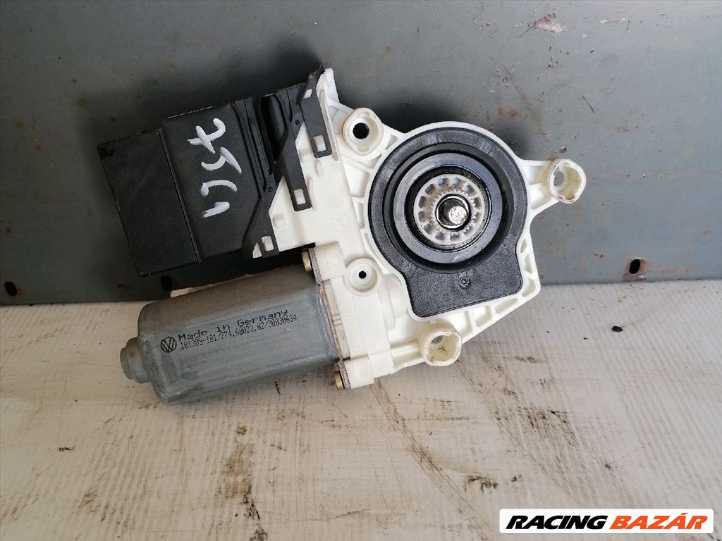 SEAT LEON Bal hátsó Ablakemelő Motor brm1j4959811c-119435 2. kép