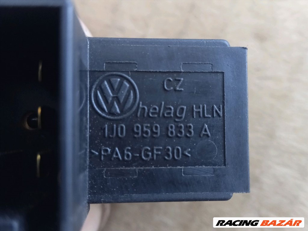 VW PASSAT B5 Tankajtó Nyitó Kar / Gomb vw1j0959833a 3. kép