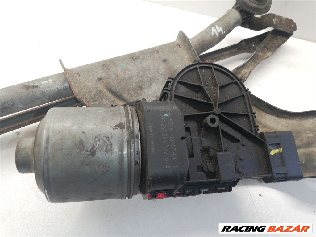 DACIA SANDERO Első Ablaktörlő Szerkezet Motorral 3397020879-8200619512 4. kép