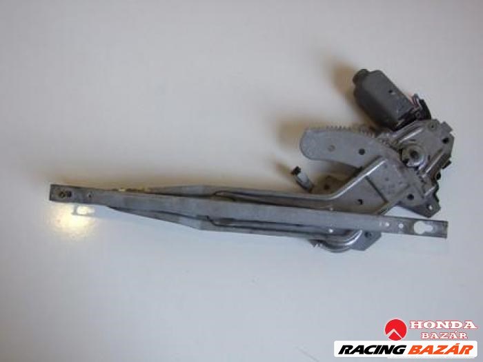 HONDA CIVIC JOBB ELSŐ ELEKTROMOS ABLAKEMELŐ. 
 72210-ST3-G11 1. kép