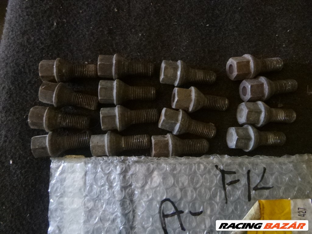 Opel Astra H kerékcsavar lemezfelnihez 16 DB  2. kép