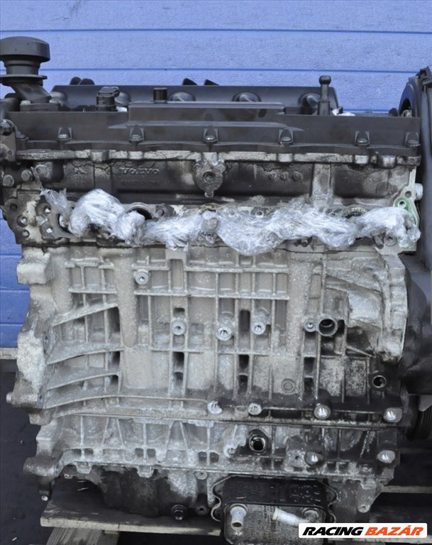 Volvo V50 D5 D5244T8 motor  1. kép