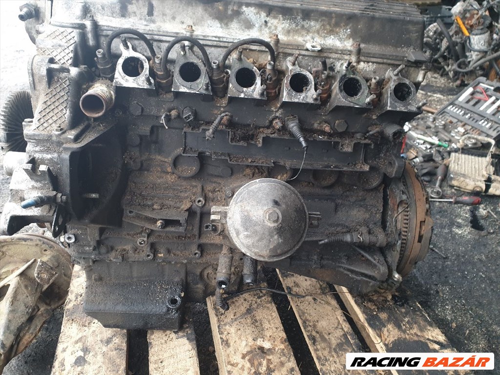 BMW 3 E36 Motor (Fűzött blokk hengerfejjel) 2245249-2245249 2. kép