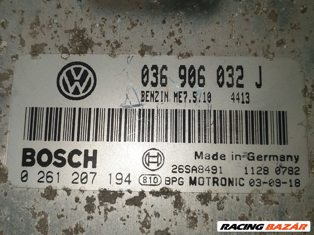 SKODA OCTAVIA I Motorvezérlő vw036906032j-bosch0261207194 3. kép