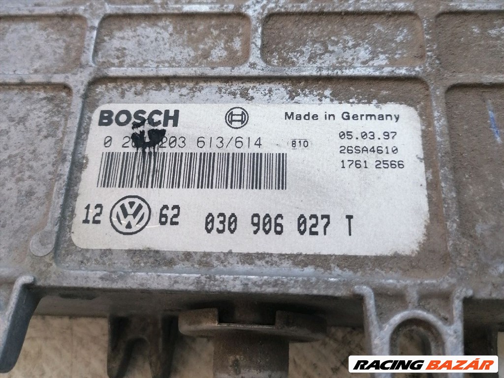 VW GOLF III Motorvezérlő bosch0261203613-614-030906027t 3. kép