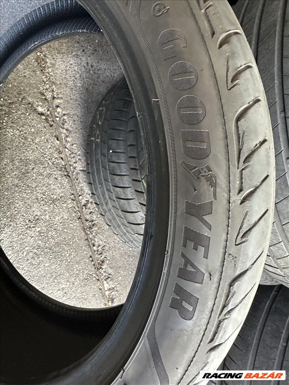 Good Year Eagle F1 245/40 R19 - 275/35 R19 RSC defekt tűrő nyarigumi szett eladó 9. kép