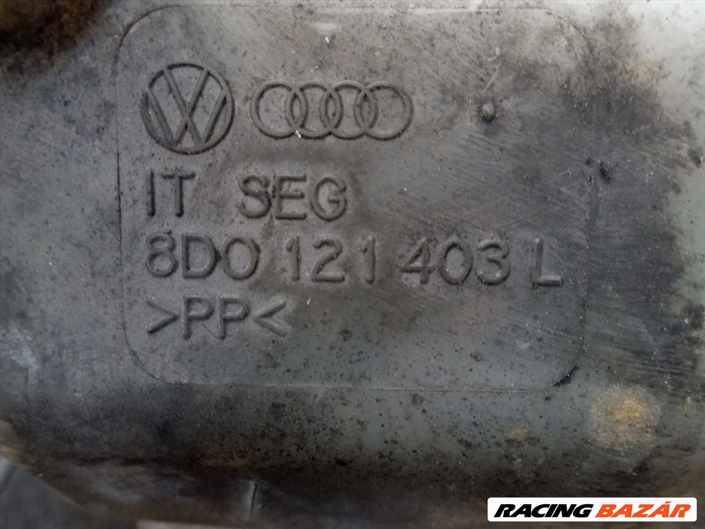VW PASSAT B5 Kiegyenlítő Tartály vwag8d0121403l 3. kép