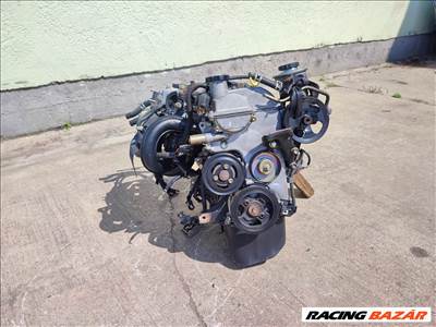 Toyota Yaris (XP10) motor 