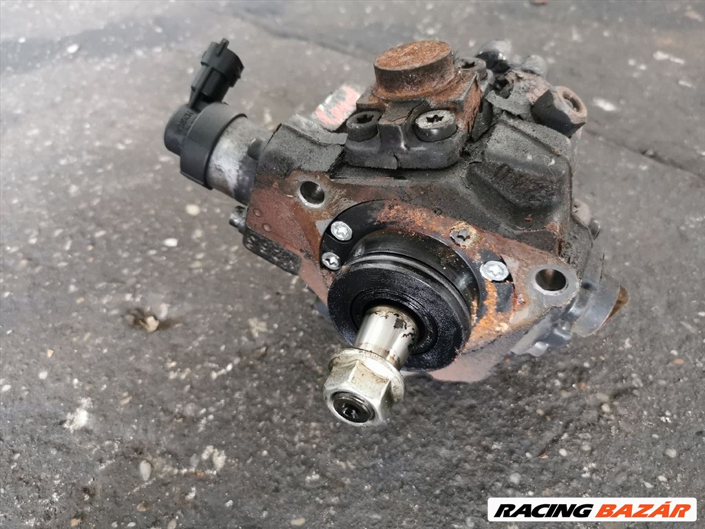 Kia Cee'd (JD) 1.6 CRDi 128 nagynyomású szivattyú  331002a420 bosch0445010206 2. kép