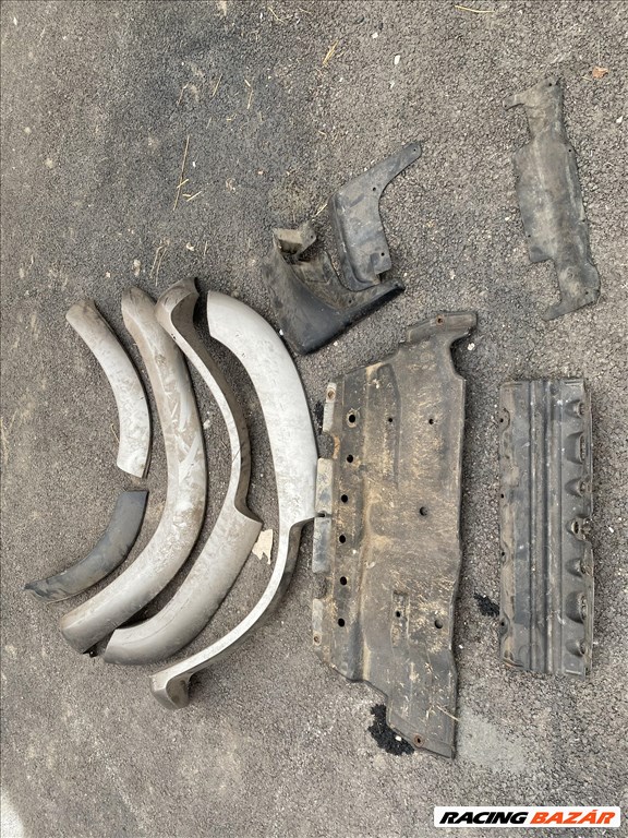 Nissan Patrol hátsó lökhárító 4. kép