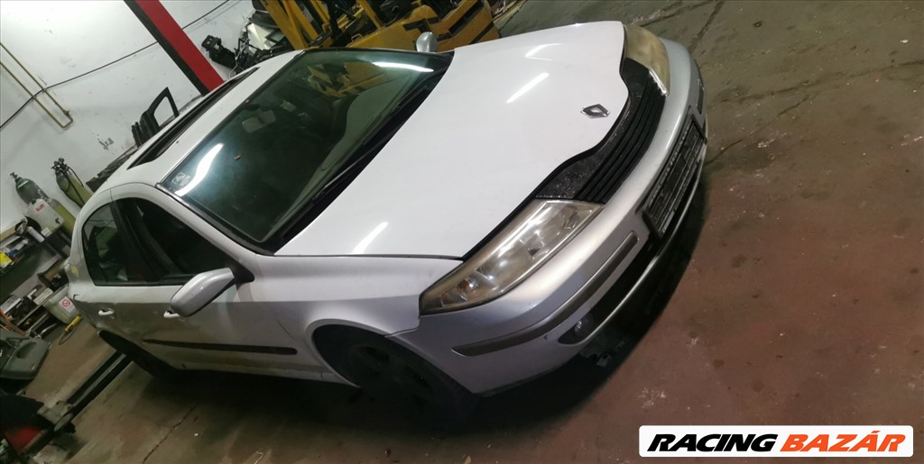 Renault Laguna II 1.9 DCI fehér bontott alkatrészei 1. kép