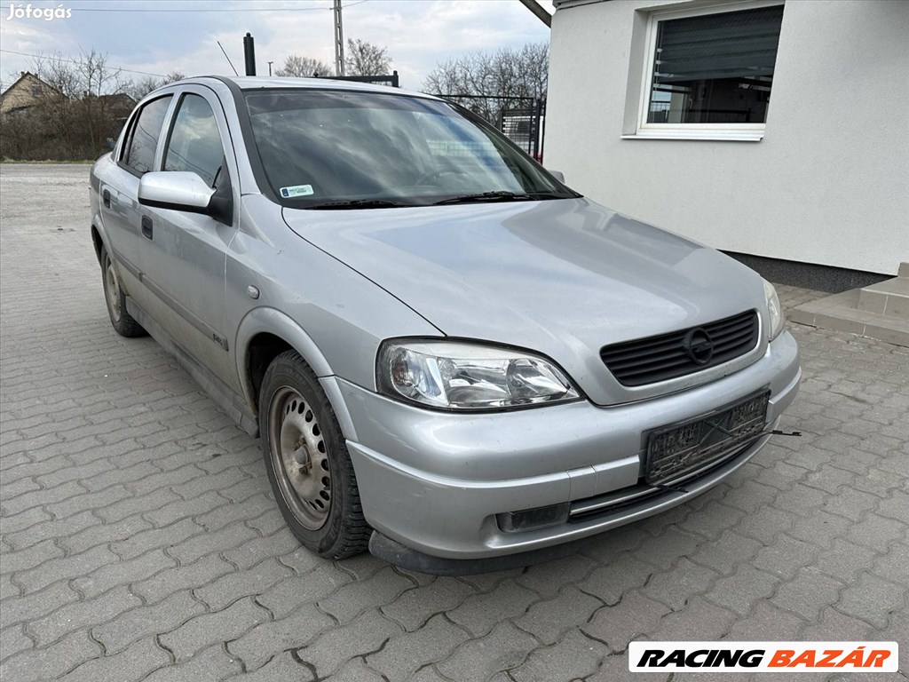 Opel Astra bontott alkatrészei 1. kép