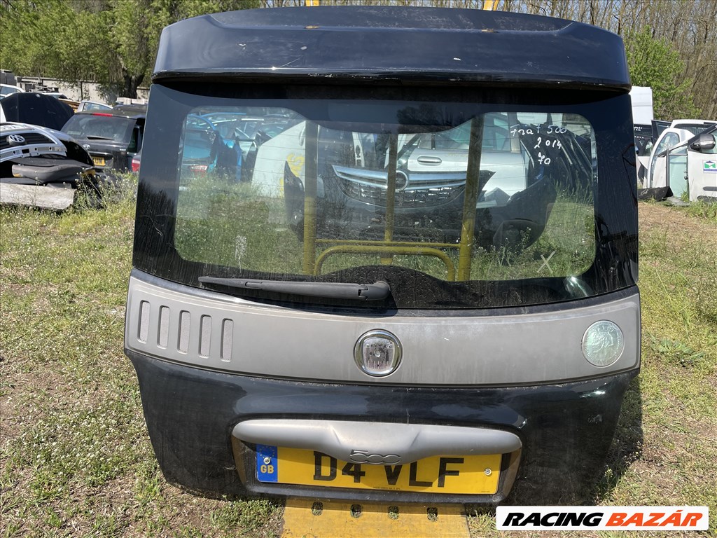 Fiat 500L csomagtérajtó  1. kép