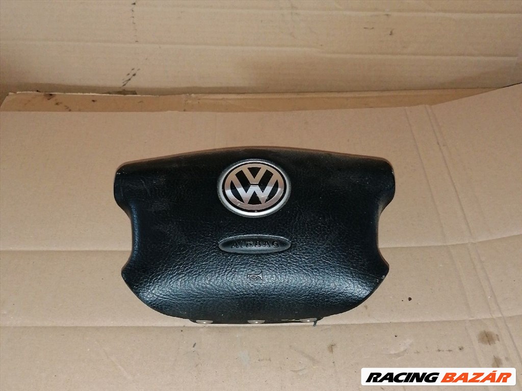 VW GOLF IV Kormánylégzsák 3b0880201as 1. kép