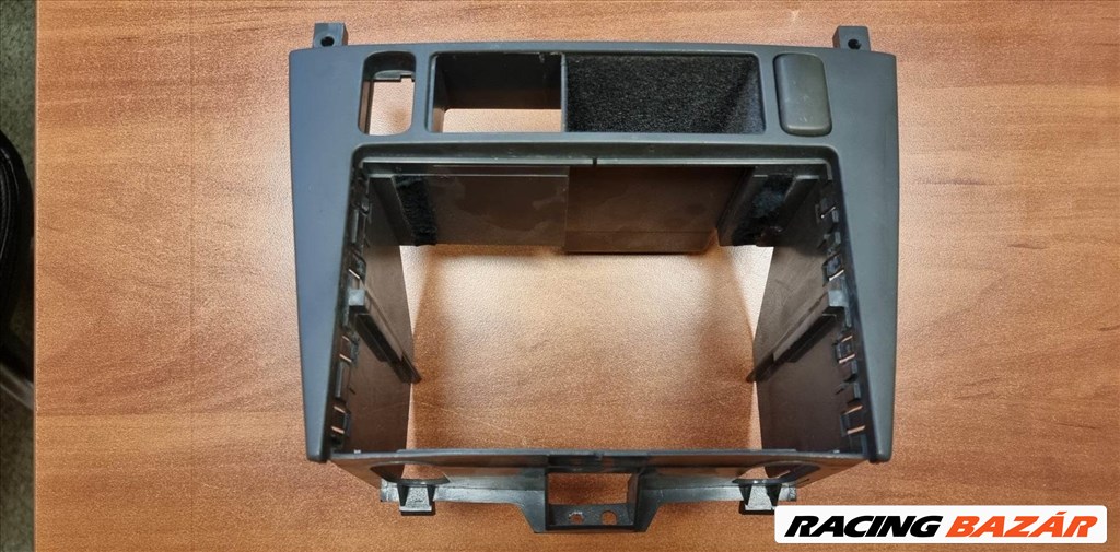 Volvo S40/V40 rádió keret 30813035 1. kép