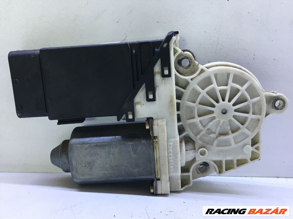 SEAT LEON Jobb első Ablakemelő Motor 101386101-7746002101 1. kép