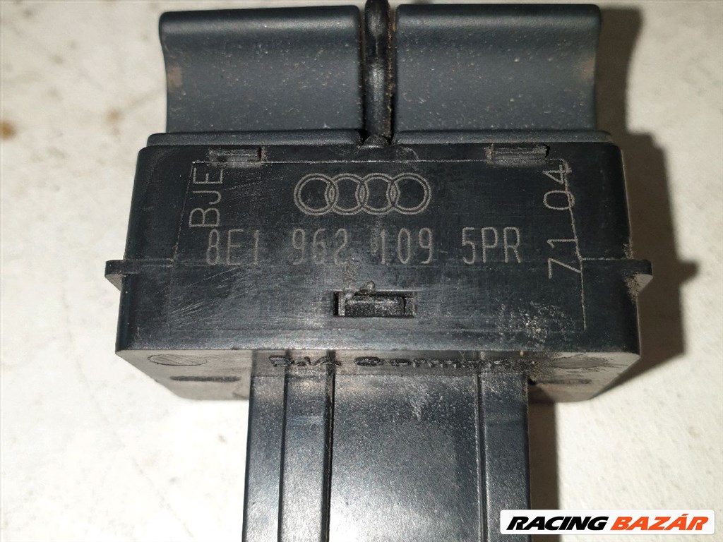 AUDI A4 B7 Riasztó Kapcsoló audi8e19621095pt 4. kép