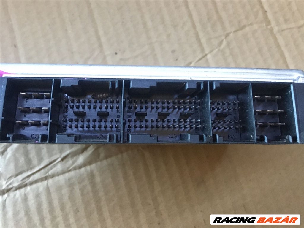 AUDI A6 C5 Motorvezérlő bosch0281001932-4b0907401l 4. kép