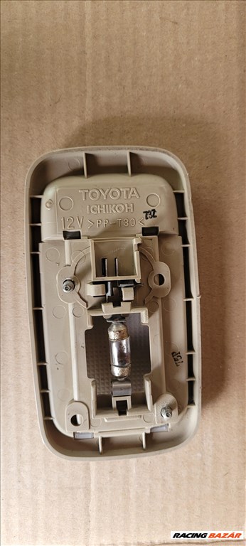 Toyota Corolla bajuszkapcsoló  légbeömlő napellenzők belső lámpa 13. kép
