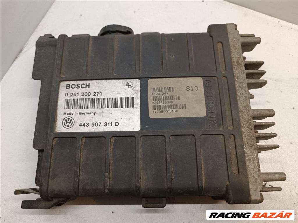 VW PASSAT B3 B4 Motorvezérlő vw443907311d-bosch0261200271 1. kép