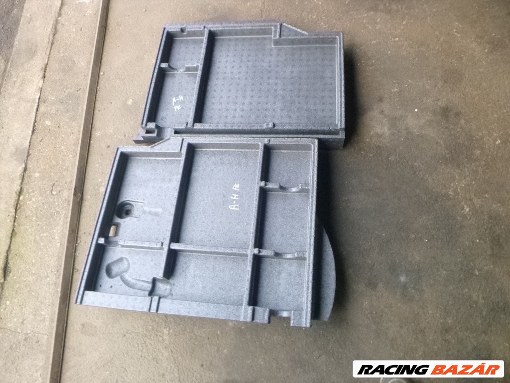 Opel Astra H 2005, 5 AJTÓS pótkerék fedél  1. kép