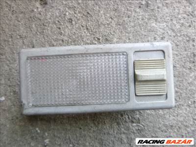 Audi 100 (C3 - 44) Tetőkárpit lámpa 443 947 105 C belső világítás 