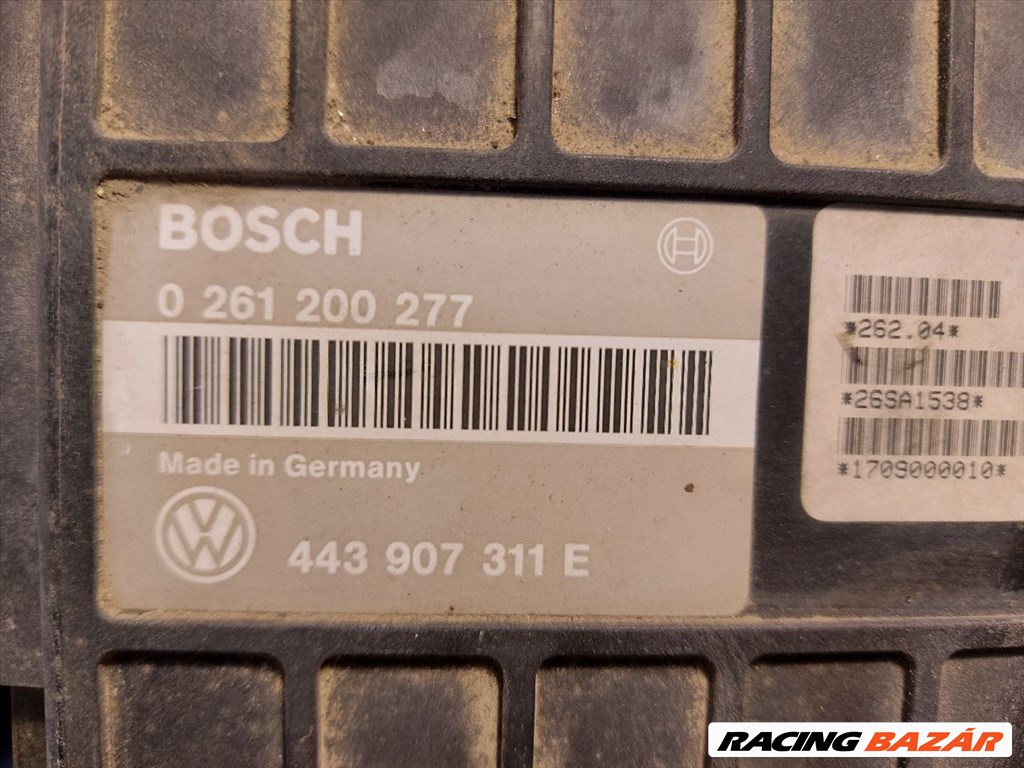 VW PASSAT B3 B4 Motorvezérlő 261200277-443907311e 3. kép