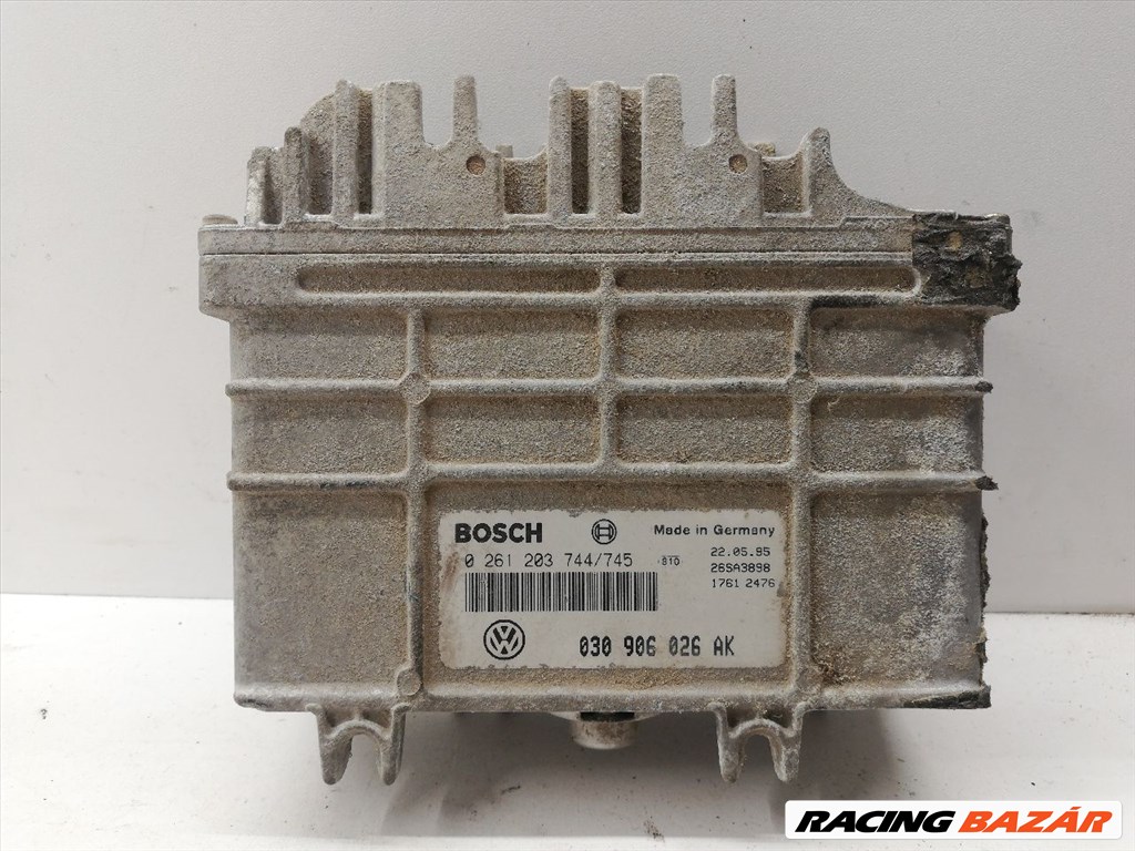 VW POLO III Motorvezérlő bosch0261203744745-vw030906026ak 1. kép
