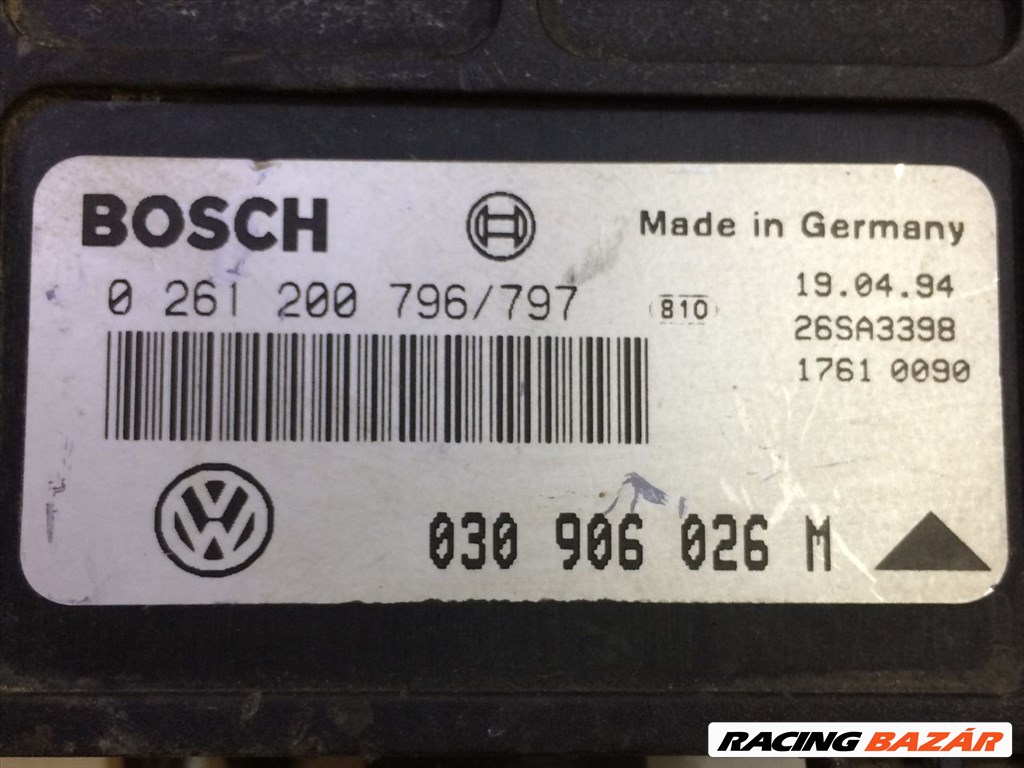 VW POLO II Motorvezérlő bosch0261200796-797-vw030906026m 3. kép