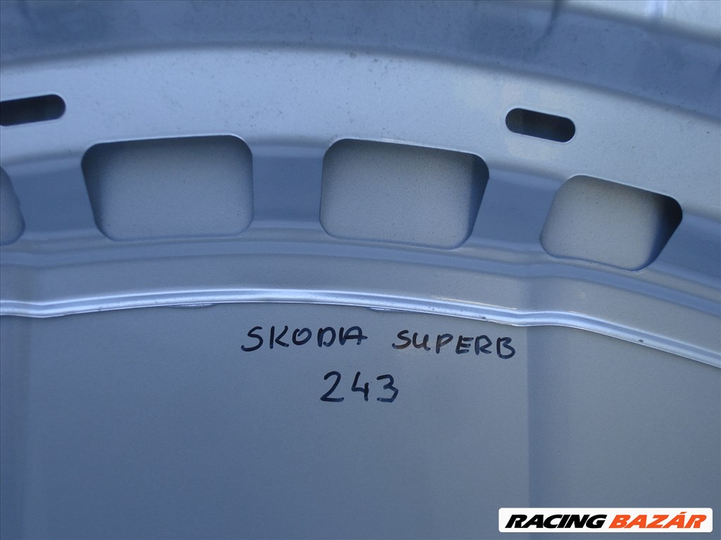 Skoda Superb 3V Motorháztető 3V0823155 2015-től 5. kép