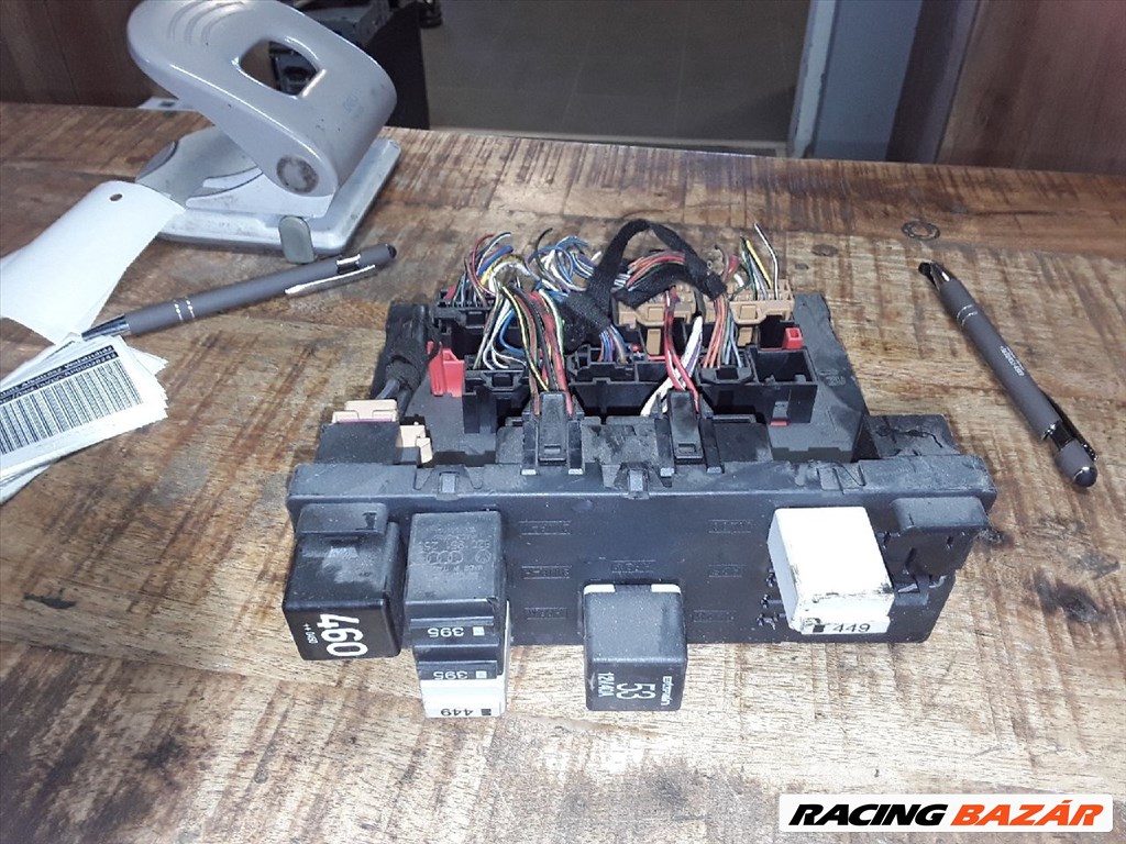 Audi A3 8P biztosítéktábla 8p0907279c 1. kép