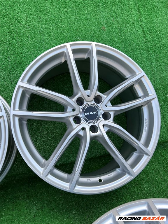 R19 5x112 Original MAK EVO SILVER 8J ET33 NEW 1. kép