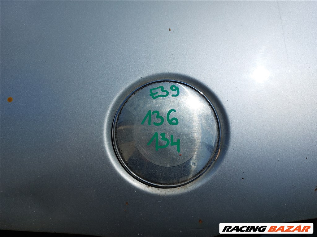 BMW E39 sedan touring ezüst Arktissilber motorháztető - hibás (136134) 2. kép