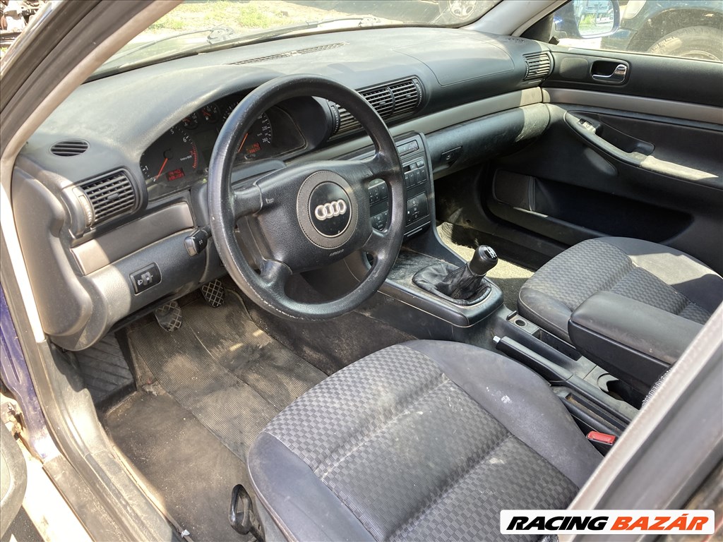 Audi A4 1.6i  (B5 - 8D) bontott alkatrészei 3. kép