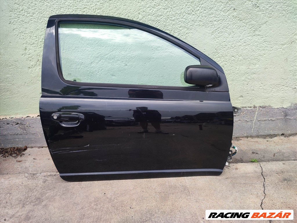 Toyota Yaris (XP10) Jobb első ajtó  6. kép